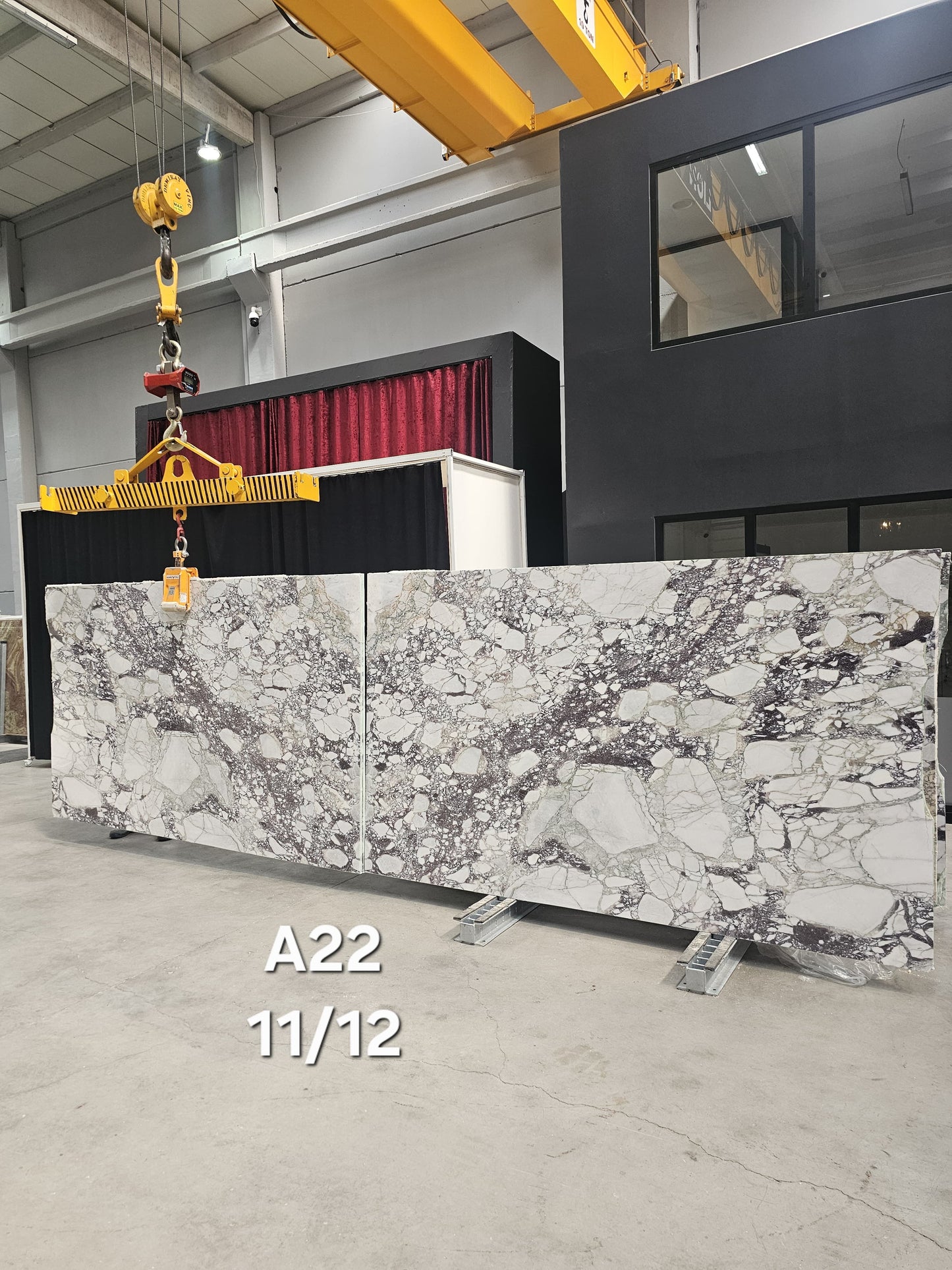 Calacatta Viola Slabs - 24pcs Bundle - 122" X 71.5" - 1351 Sqf