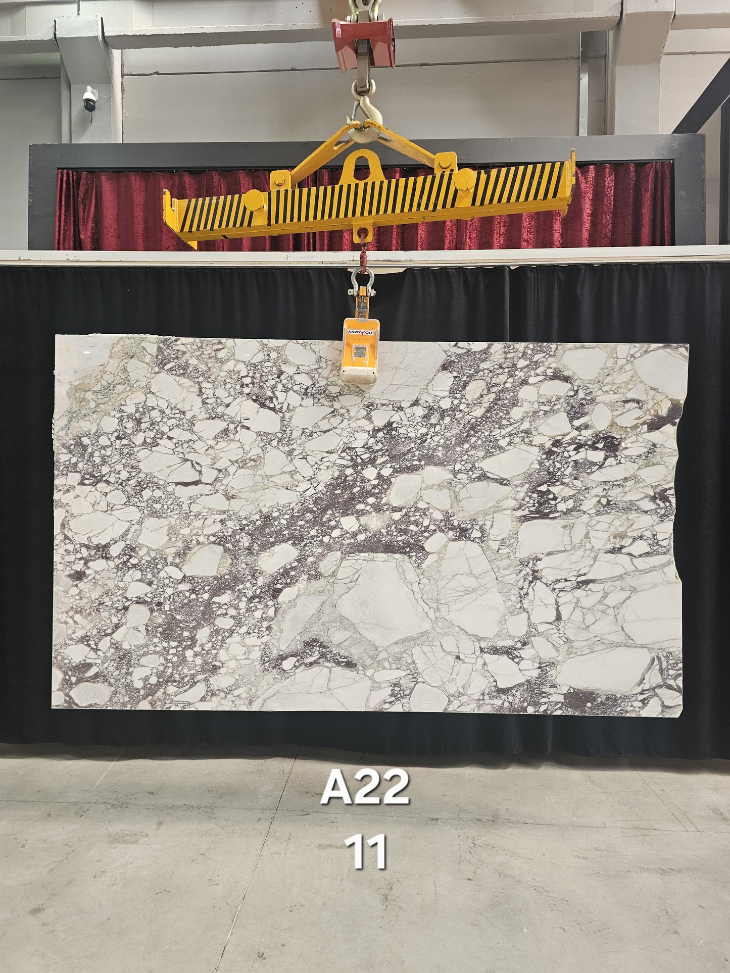 Calacatta Viola Slabs - 24pcs Bundle - 122" X 71.5" - 1351 Sqf